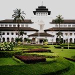 Wisata Gedung sate Bandung