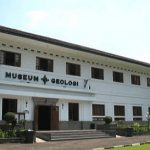 Wisata musium geologi kota Bandung